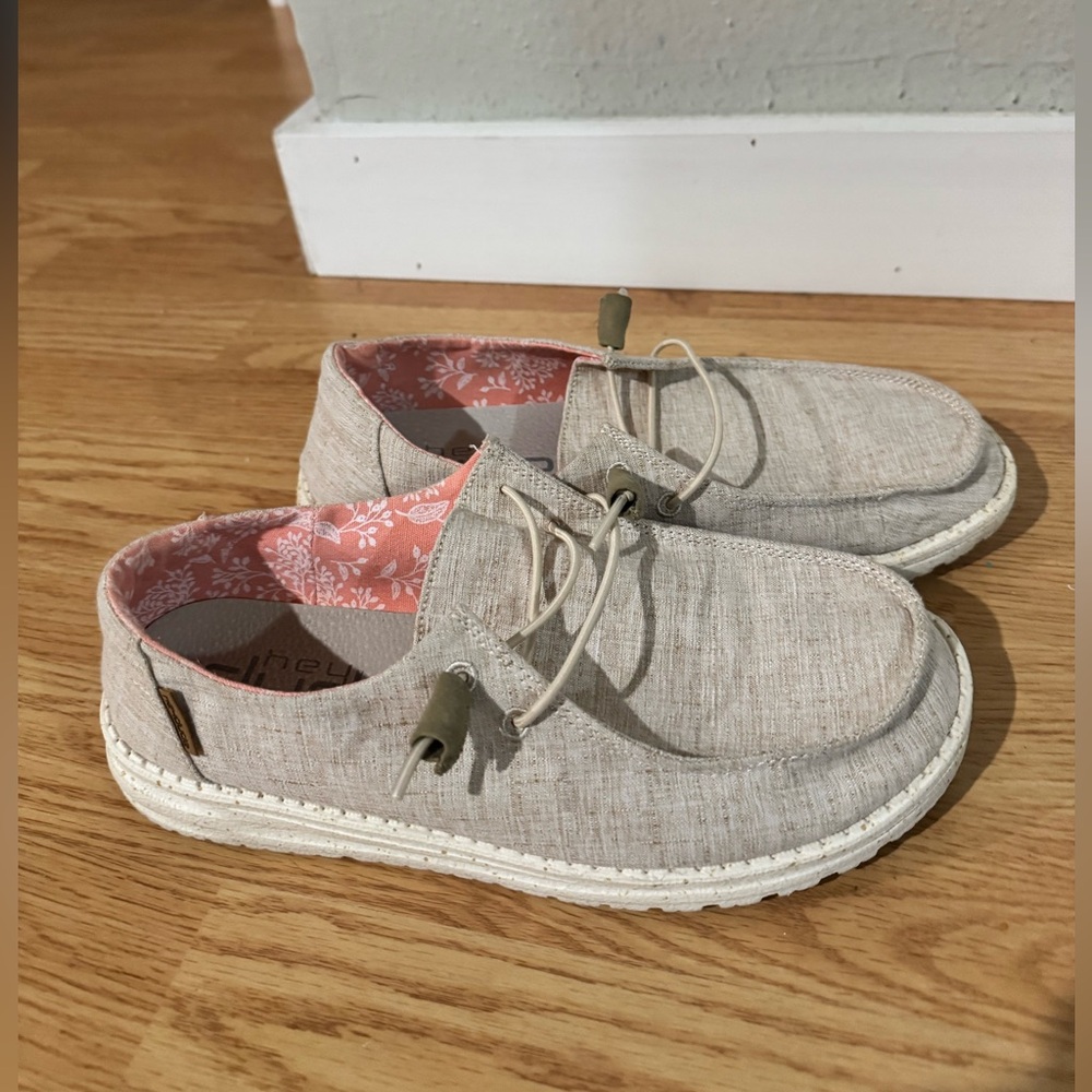 Hey Dude Women's Beige Sneakers with Pink Floral Lining